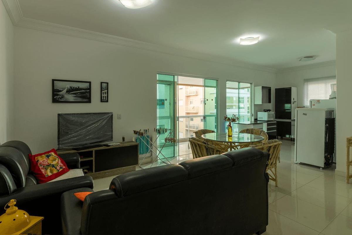 Апартаменты Curtindo Meia Praia Das Alturas Итапема Экстерьер фото